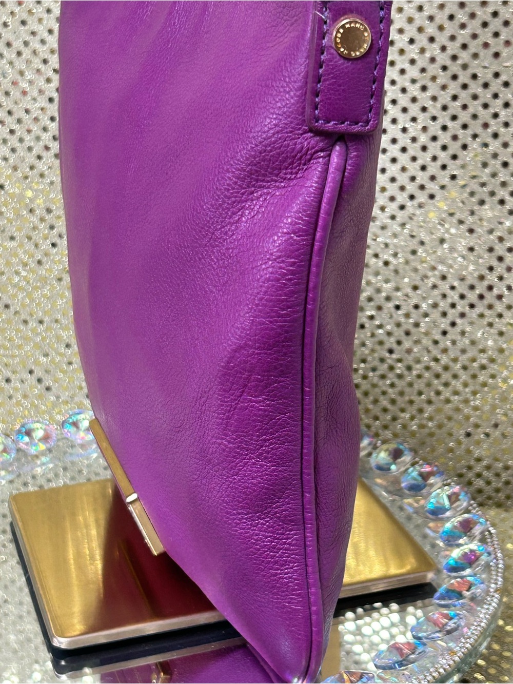 Marc by Marc Jacobs Purple Leather Crossbody Bag Approximately 10 x 9.5 - Picture 4 of 15